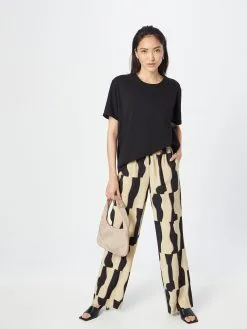 MOSS COPENHAGEN T-shirts Shirt Terina Dames Zwart 9 MOSS COPENHAGEN T-shirts Shirt Terina Dames Zwart -Moss Copenhagen Verkoop 8652e5c481b1eed8d077575f207c75e8