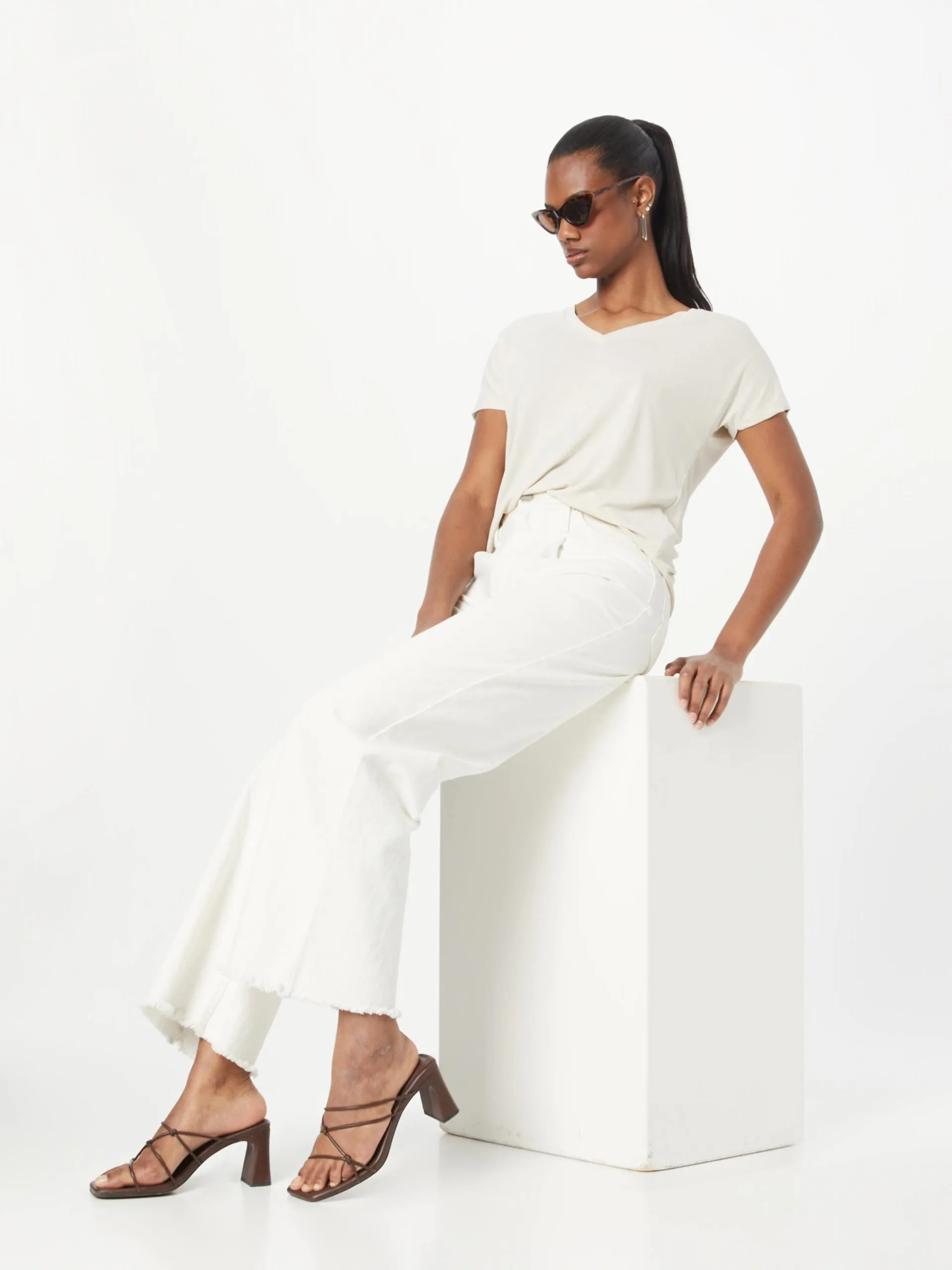 MOSS COPENHAGEN T-shirts Shirt Fenya Dames Taupe 5 MOSS COPENHAGEN T-shirts Shirt Fenya Dames Taupe - Afbeelding 5