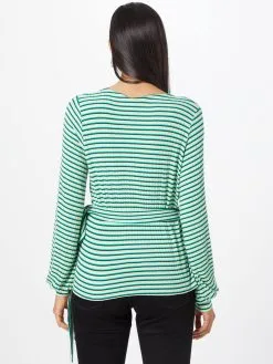 Longsleeves Shirt Dames Groen / Jade Groen / Lichtgroen 8 Longsleeves Shirt Dames Groen / Jade Groen / Lichtgroen -Moss Copenhagen Verkoop db7e304764afaeea99af0ea1b85e6562